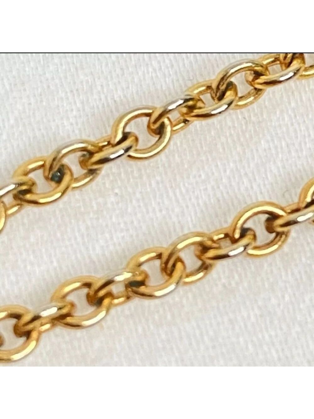 Avon Pendant Necklace Onyx Cabochon Encircled Pearlesque Beads Gold Tone Chain - Picture 9 of 14